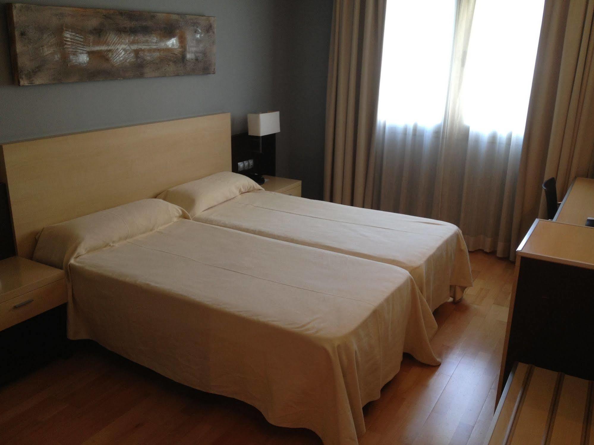 Hotel Vila De Muro Muro de Alcoy Esterno foto