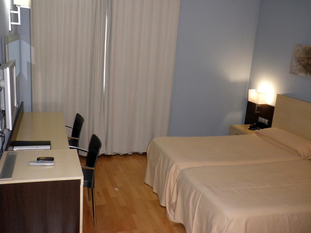 Hotel Vila De Muro Muro de Alcoy Esterno foto
